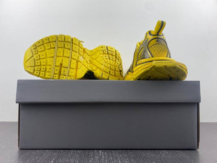 Ba*len*cia*ga 3xl yellow 734734w3xl27010