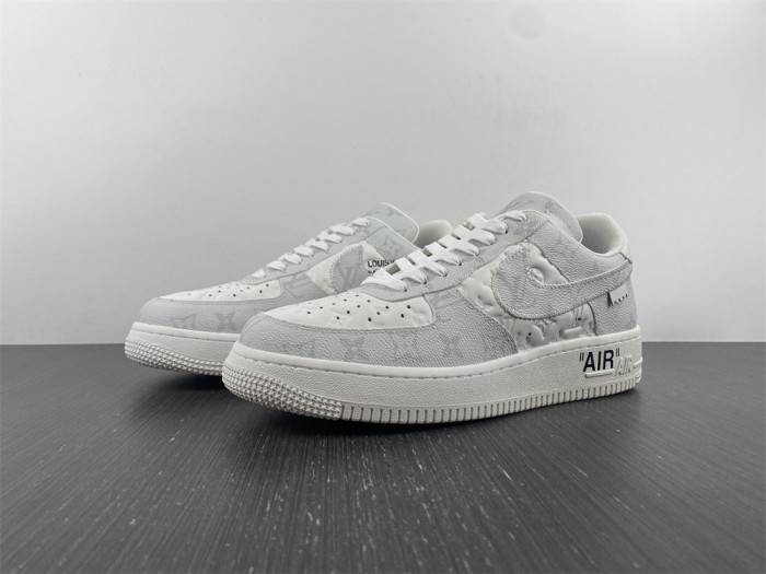 NIKE AIR FORCE 1 07 LOW WHITE GREY LD4631-201