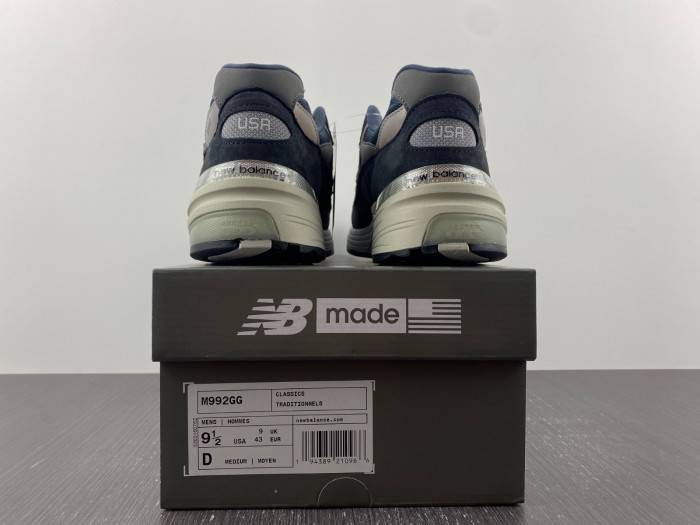 NEW BALANCE 992 NAVY GREY M992GG