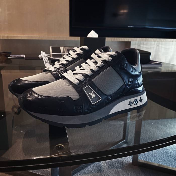 LOUI VUITTO SNEAKER