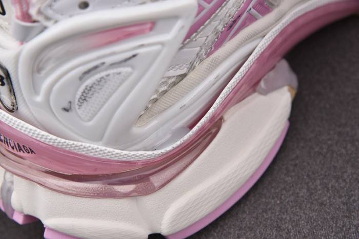 Ba*len*cia*ga -runner