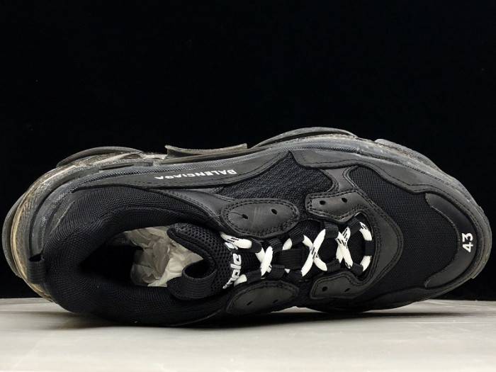 BLCG Sneaker Triple.s.Gomma “Black” 541624 W0901 1000