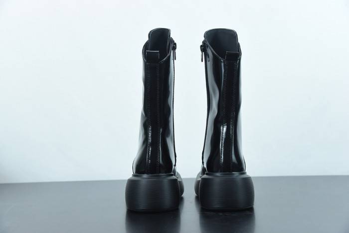 bo*te*ga Ve*ne*ta boots