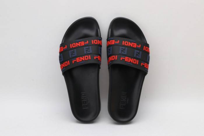 FEND1 SLIPPERS