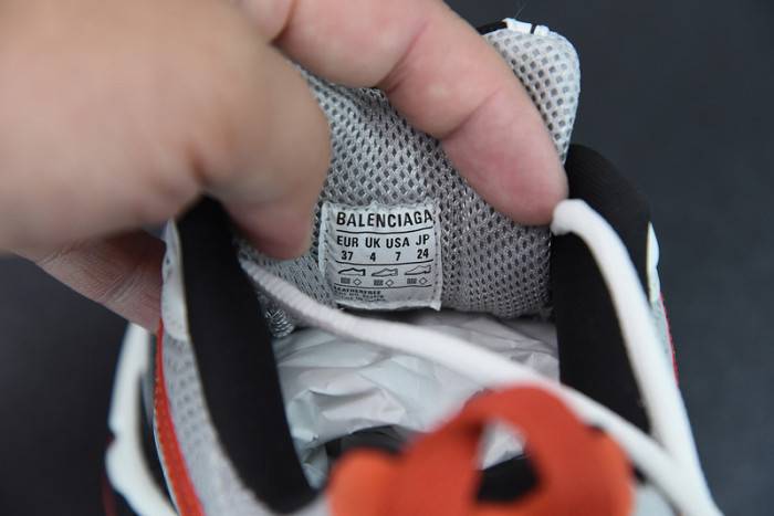 Ba*len*cia*ga x-pander