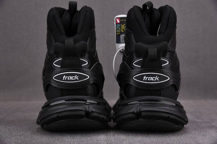 Ba*len*cia*ga sneaker tess 3.0