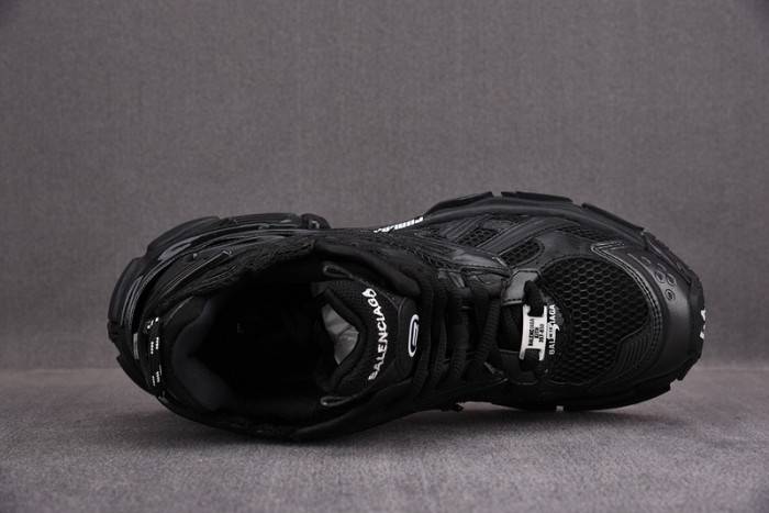 Ba*len*cia*ga -runner