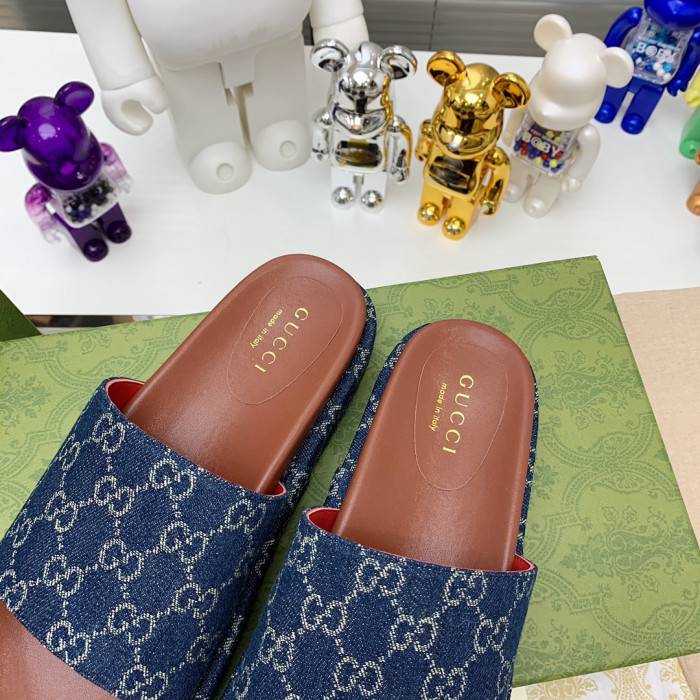 GUCC SLIPPERS