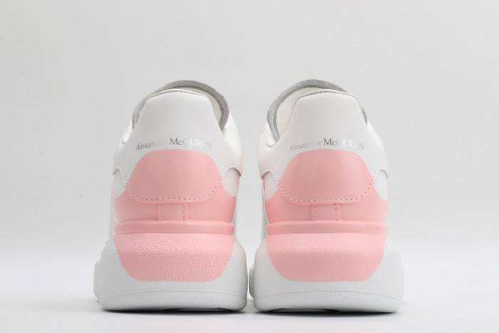 MQ Sneakers
