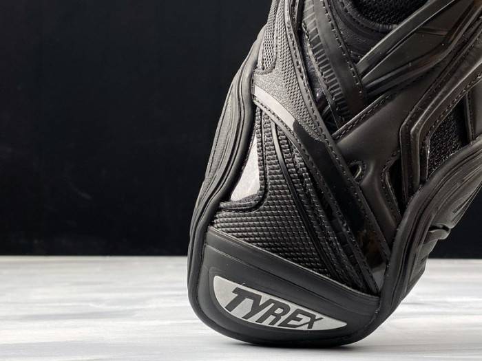 BLCG 5.0 TYREX 20SS RUNWAY