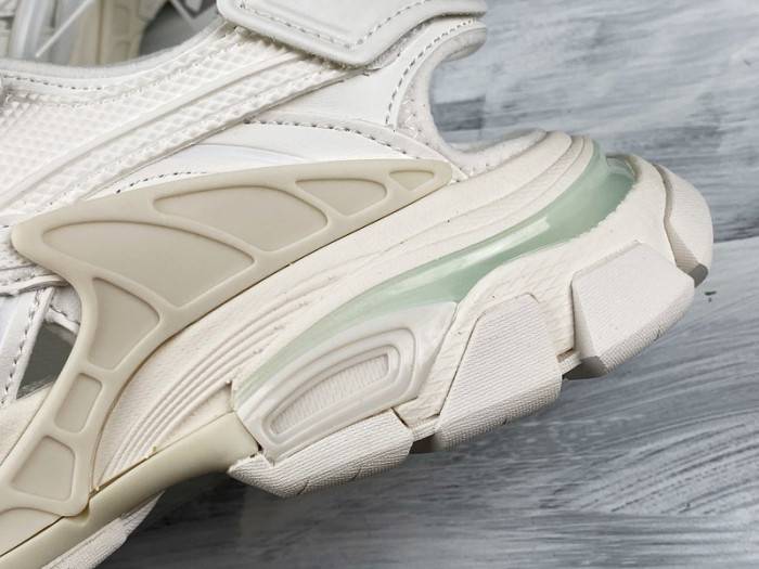 BLCG Track Sandal White (W) 617543W2CC19000