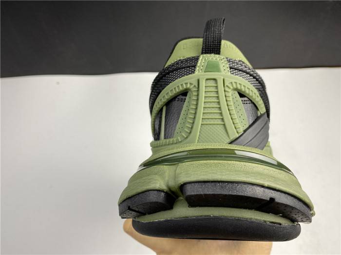 BLCG Track.2 black and green 568614 W3AE1 2311