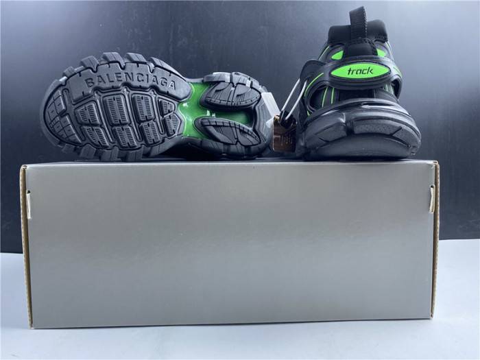 BLCG Track Trainer black green 542436-W2LA1-2042