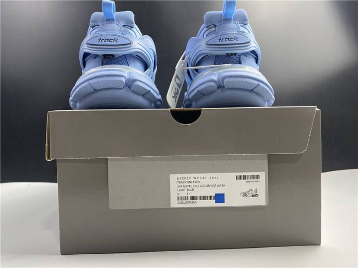 BLCG Track Trainer light blue lighted 542023-W2LA1-4800