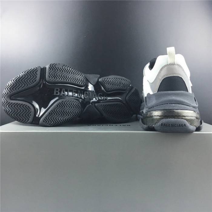 BLCG TRIPLE TRAINER ‘GRAY SILVER‘ 541624 W09E1 7320