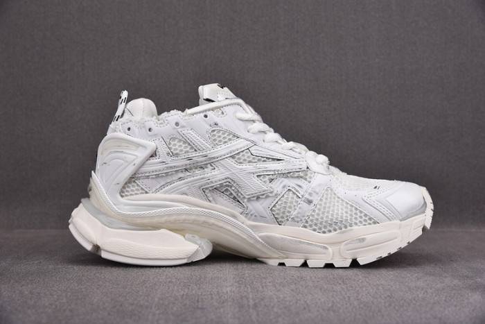 Ba*len*cia*ga -runner