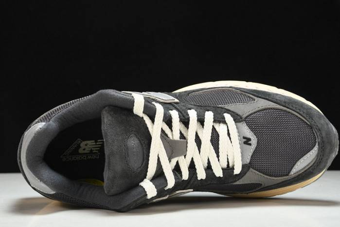 NEW BALANCE Q26 New Balance M2002RHO