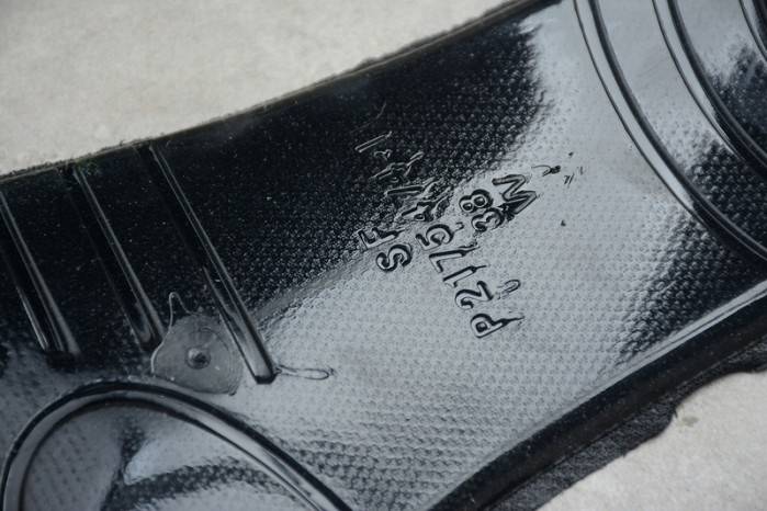 BLCG Track.2 Beige Luorescent Yellow (W) 568615W2GN55819