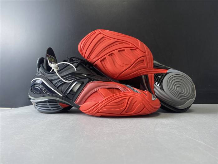 BLCG 5.0 TYREX 20SS RUNWAY RED AND BLACK 617535-W2CB1-1060