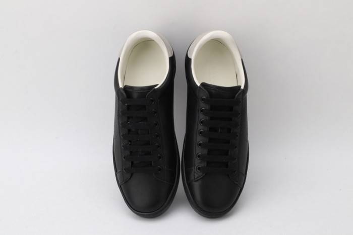 GUCC Ace Embroidered Low-Top Sneaker 431942A38G09064
