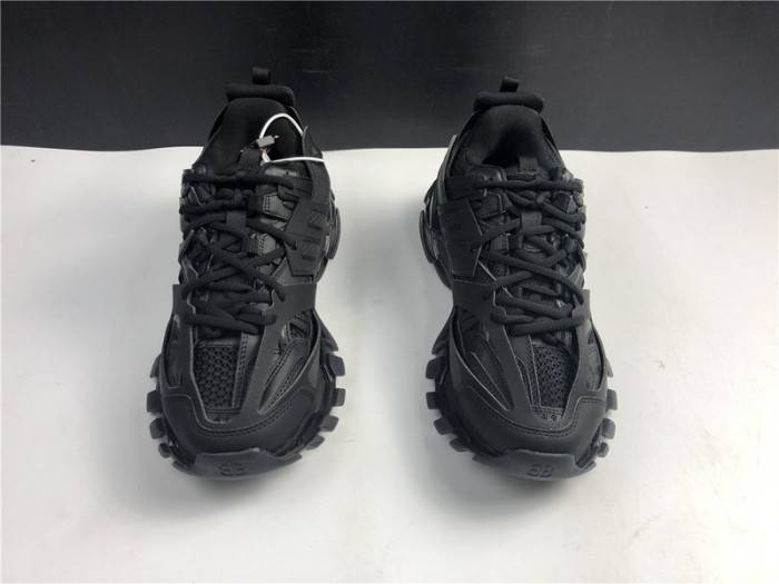 BLCG Track Trainer Black 542023 W3GB1 7302