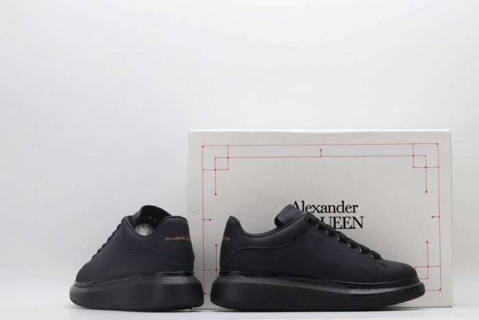 MQ Sneakers
