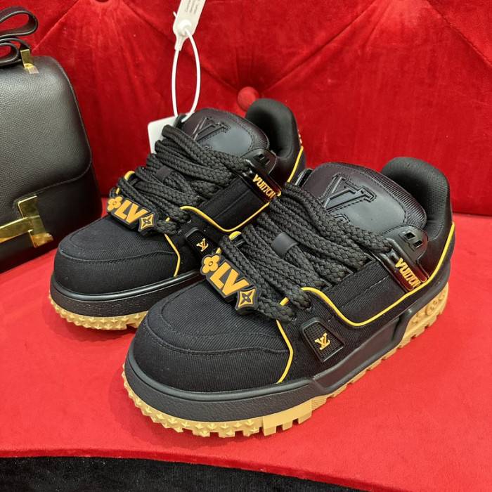LOUI VUITTO SNEAKER