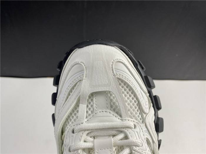 BLCG Track.2 white red black 568615 W2GN3 9610