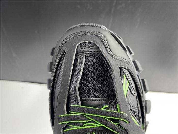 BLCG Track Trainer black green 542436-W2LA1-2042
