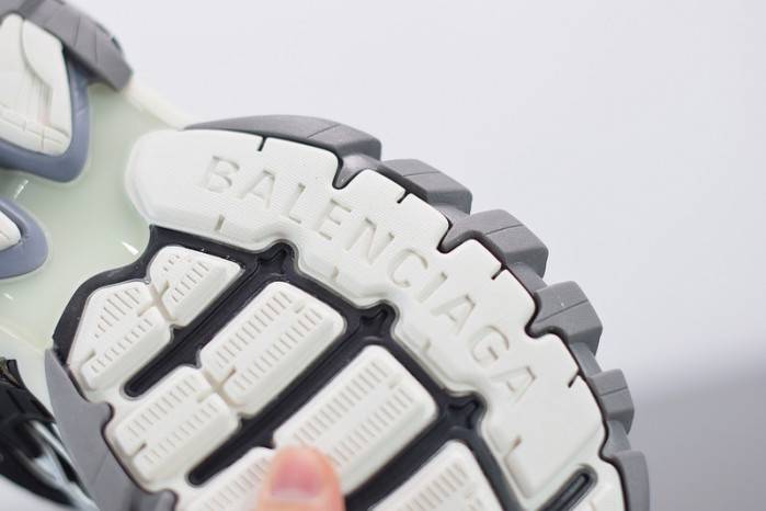 BLCG Track.2 black and white 570391 W2GN3 1090