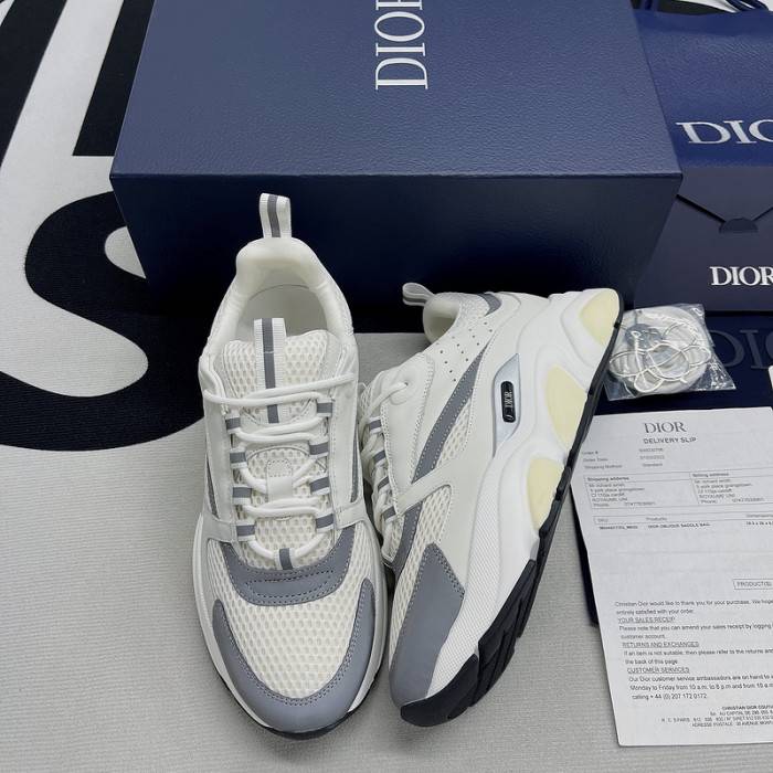 D10R B22 TRAINER SNEAKER
