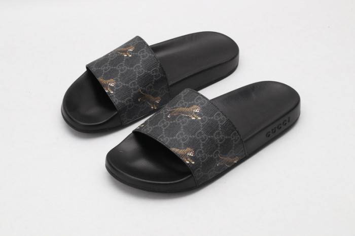 GUCC SLIPPERS
