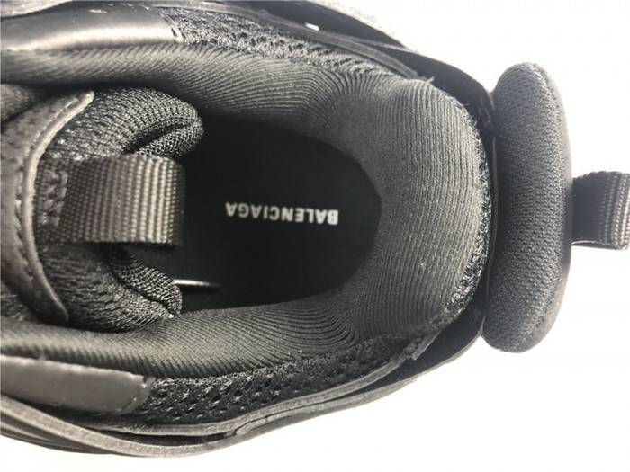 BLCG Track Trainer Black 542023 W3GB1 7302