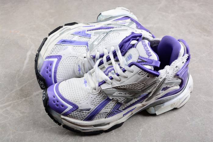 Ba*len*cia*ga -runner