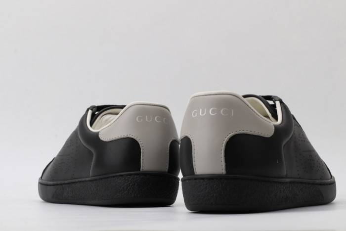GUCC Ace Embroidered Low-Top Sneaker 431942A38G09064