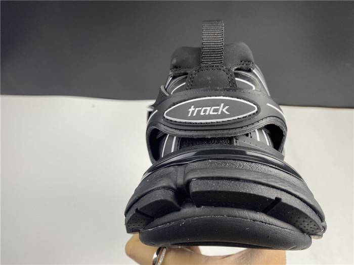 BLCG Track Trainer black 542436-W1G81-2045