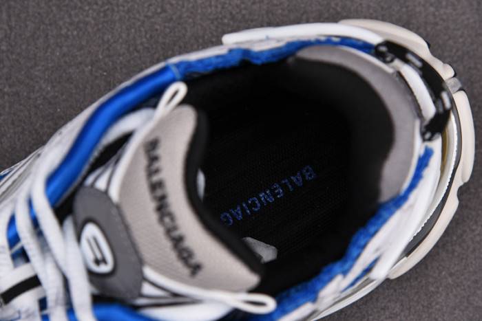 Ba*len*cia*ga -runner