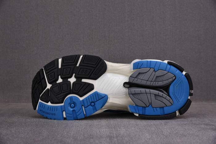 Ba*len*cia*ga -runner