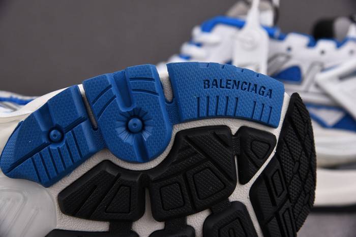 Ba*len*cia*ga -runner