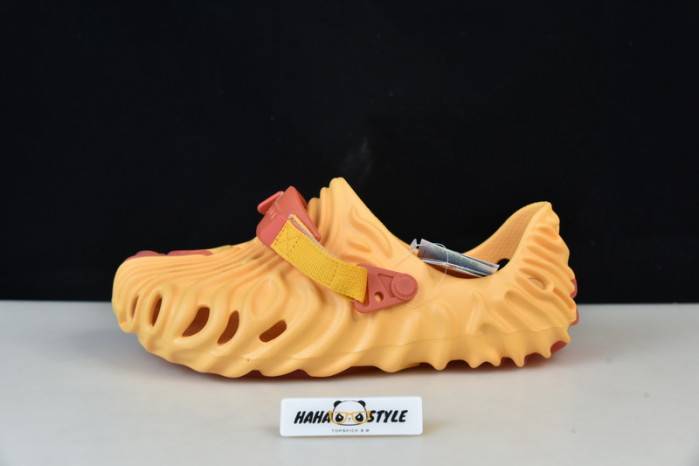 Cr*0*s pollex clog by salehe bembury yellow 207393-837