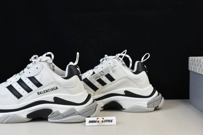 BLCG Sneaker Triple.s.524039 W2FW1 4701