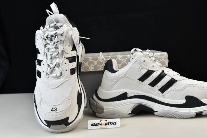 BLCG Sneaker Triple.s.524039 W2FW1 4701