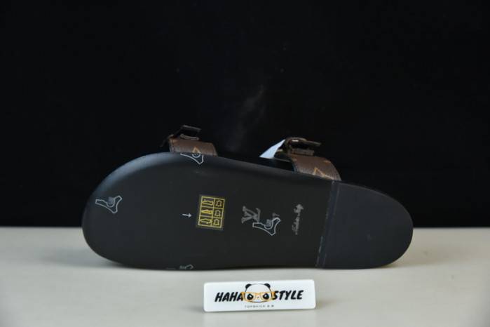 Loui Vuitto SLIPPERS