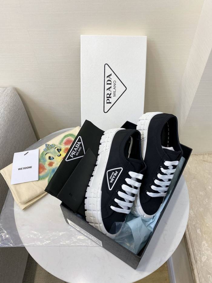 PRAD SNEAKERS