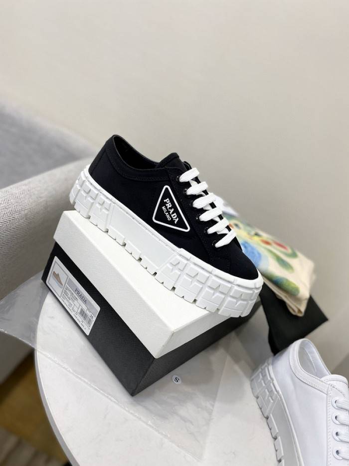 PRAD SNEAKERS