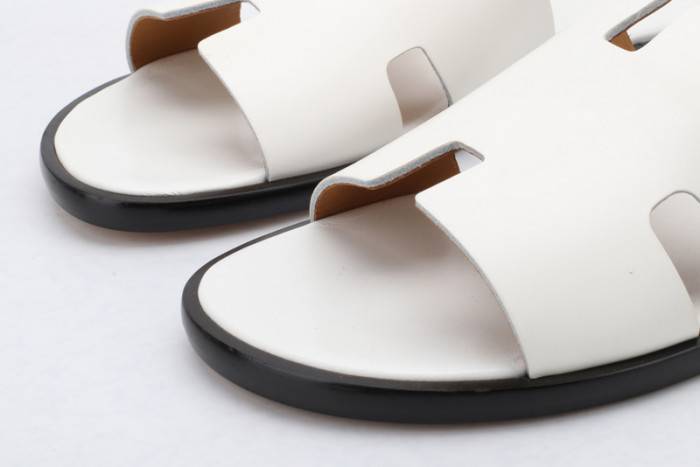 HERM*S SLIPPERS