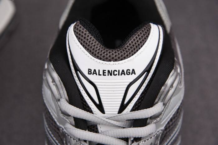 Ba*len*cia*ga x-pander