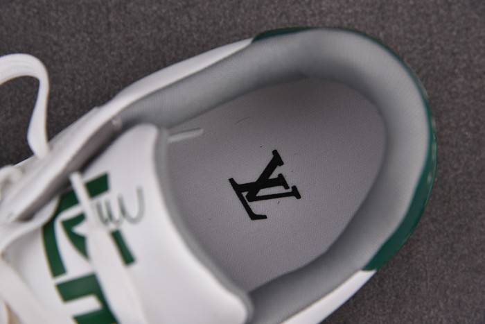 LOUI VUITTO SNEAKER