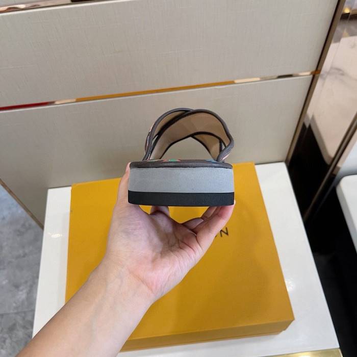 Loui Vuitto SLIPPERS