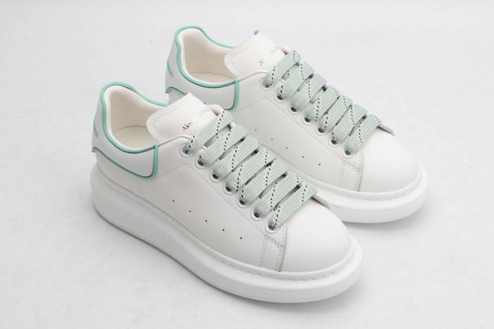 MQ Sneakers